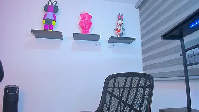 Gangster Girl online show from 10-18-25, 03:20