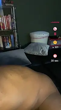 Snapshot of SexxyreddMale chatting on 12-12-24, 12:22 SexxyreddMale online show from 12-12-24, 12:22