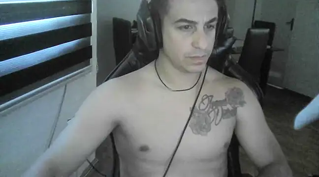 Ghostman89 online show from 12-20-24, 04:36