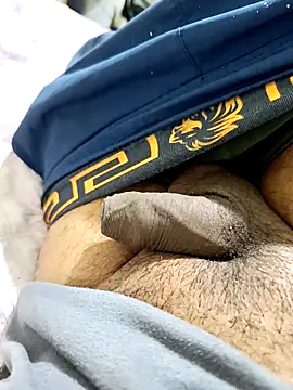 Snapshot of HARRISXN777 chatting on 11-24-25, 12:10 HARRISXN777 online show from 11-24-25, 12:10