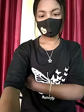 Snapshot of Myra-sen chatting on 02-14-25, 03:33 Myra-sen online show from 02-14-25, 03:33