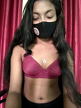 Snapshot of Myra-sen chatting on 02-17-25, 10:18 Myra-sen online show from 02-17-25, 10:18