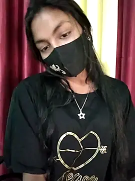 Snapshot of Myra-sen chatting on 03-10-25, 01:32 Myra-sen online show from 03-10-25, 01:32