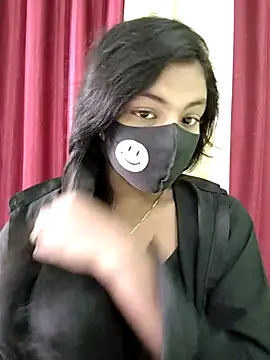 Snapshot of Myra-sen chatting on 10-06-25, 03:26 Myra-sen online show from 10-06-25, 03:26