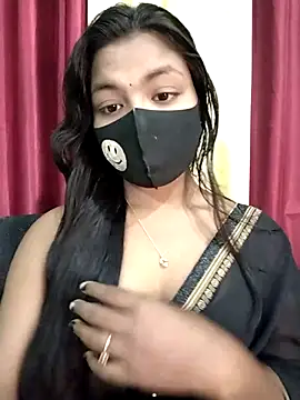 Snapshot of Myra-sen chatting on 11-03-25, 01:01 Myra-sen online show from 11-03-25, 01:01