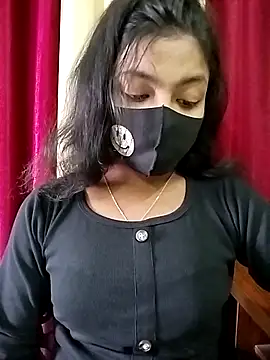 Snapshot of Myra-sen chatting on 11-26-25, 04:46 Myra-sen online show from 11-26-25, 04:46