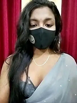 Snapshot of Myra-sen chatting on 01-17-26, 04:43 Myra-sen online show from 01-17-26, 04:43