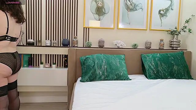 Snapshot of JESSYKA chatting on 03-07-25, 11:40 JESSYKA online show from 03-07-25, 11:40