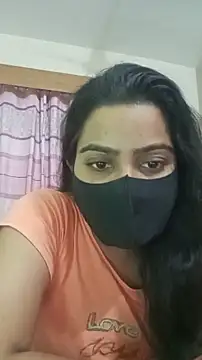 Snapshot of Amisha-2 chatting on 06-20-26, 04:43 Amisha-2 online show from 06-20-26, 04:43