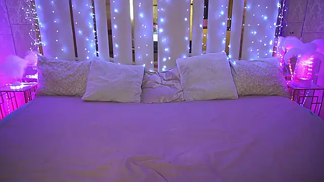 Daisy Delight online show from 02-27-25, 12:21