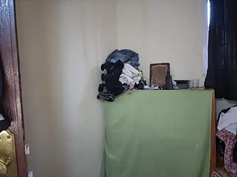Snapshot of GaaTto chatting on 06-10-26, 05:12 GaaTto online show from 06-10-26, 05:12
