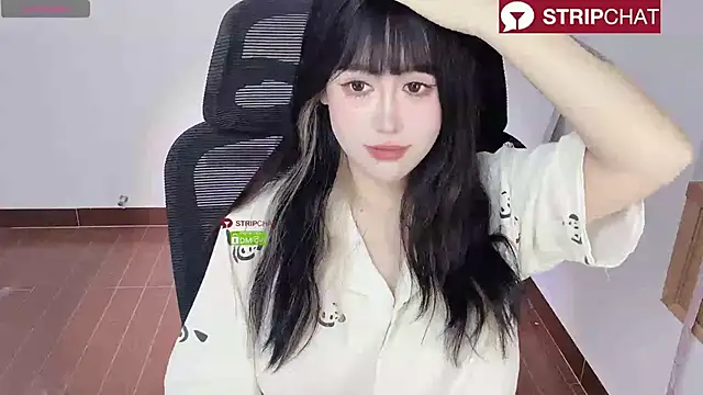 Snapshot of Naixue-520 chatting on 09-12-25, 03:39 Naixue-520 online show from 09-12-25, 03:39