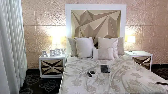 PassionMacoll online show from 09-14-25, 01:49