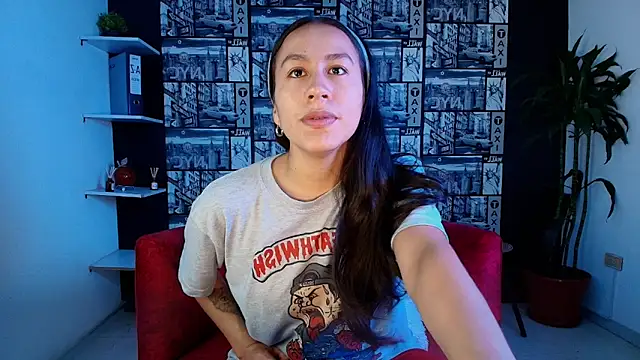 EmiGomez  online show from 03-23-26, 02:21