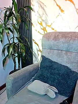 EmiGomez  online show from 04-13-26, 12:54