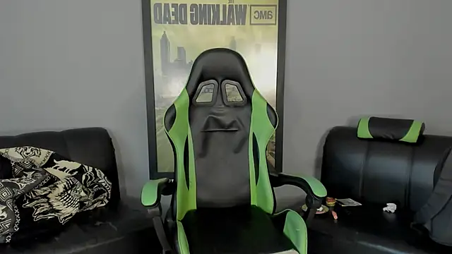 Snapshot of jamesinked_ chatting on 02-19-25, 06:21 jamesinked  online show from 02-19-25, 06:21