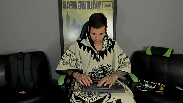 Snapshot of jamesinked_ chatting on 02-20-25, 10:48 jamesinked  online show from 02-20-25, 10:48