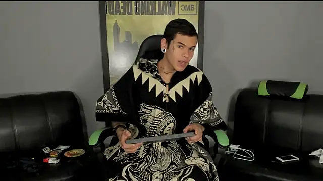 Snapshot of jamesinked_ chatting on 02-26-25, 04:03 jamesinked  online show from 02-26-25, 04:03