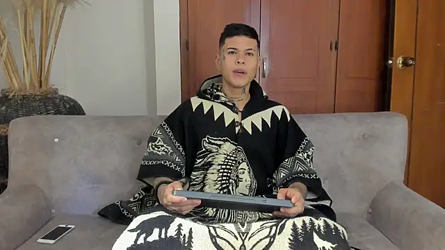 Snapshot of jamesinked_ chatting on 12-01-25, 07:52 jamesinked online show from 12-01-25, 07:52