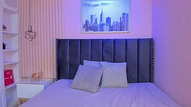 viiolett lee online show from 02-13-25, 08:13