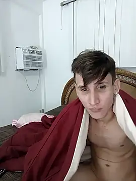 Snapshot of Milfvalesk chatting on 01-10-26, 10:06 Milfvalesk online show from 01-10-26, 10:06