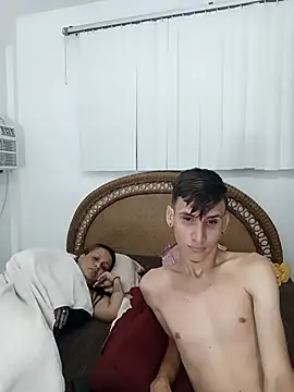 Snapshot of Milfvalesk chatting on 02-14-26, 07:49 Milfvalesk online show from 02-14-26, 07:49