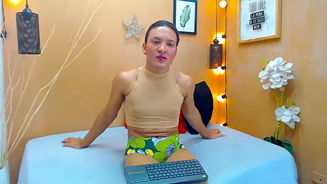 aslyhernandez 7 online show from 09-26-25, 12:09