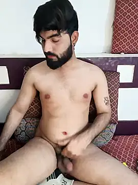 Snapshot of Chris_Strokes_69 chatting on 12-19-24, 08:23 Chris Strokes 69 online show from 12-19-24, 08:23