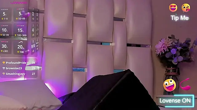 vayoleen online show from 02-14-25, 01:13