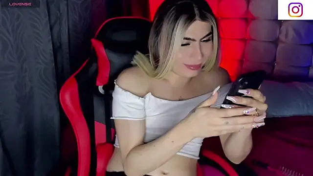 saskya online show from 04-13-26, 03:23