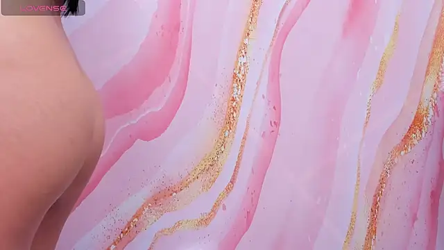 Snapshot of lila_noa chatting on 03-15-25, 06:25 lila noa online show from 03-15-25, 06:25