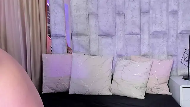 Snapshot of lila_noa chatting on 11-13-25, 07:35 lila noa online show from 11-13-25, 07:35