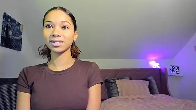 Snapshot of cedaya444 chatting on 12-02-24, 01:24 cedaya444 online show from 12-02-24, 01:24