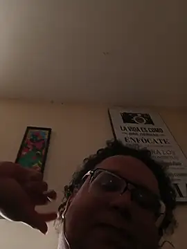 Snapshot of beautiful_hands_ chatting on 12-05-25, 03:41 beautiful hands online show from 12-05-25, 03:41