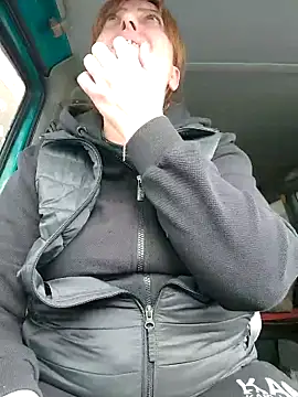 Snapshot of larylary6969 chatting on 02-17-25, 01:21 larylary6969 online show from 02-17-25, 01:21