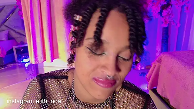 Elith noa online show from 04-11-26, 01:21