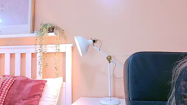 Snapshot of briannajackson_ chatting on 10-04-25, 11:41 briannajackson online show from 10-04-25, 11:41