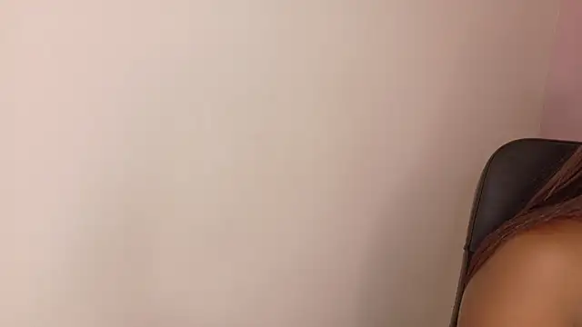 Snapshot of briannajackson_ chatting on 11-29-25, 11:35 briannajackson online show from 11-29-25, 11:35