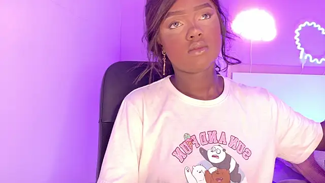 Snapshot of briannajackson_ chatting on 12-15-25, 07:40 briannajackson online show from 12-15-25, 07:40