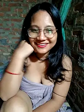Snapshot of Cuterinki chatting on 06-16-26, 06:43 Cuterinki online show from 06-16-26, 06:43