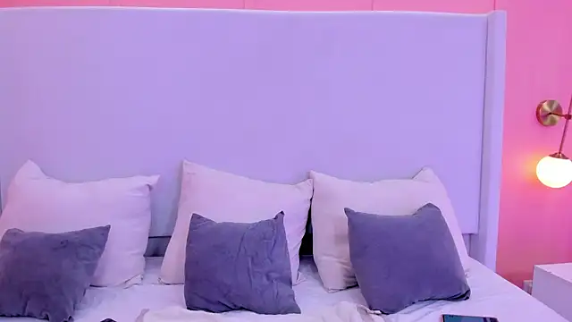 shaina vasquez online show from 11-02-25, 04:26