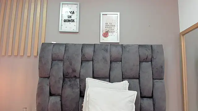 mariaa fernanda online show from 10-21-25, 04:13