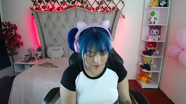 Shaddycute  online show from 12-23-24, 04:50