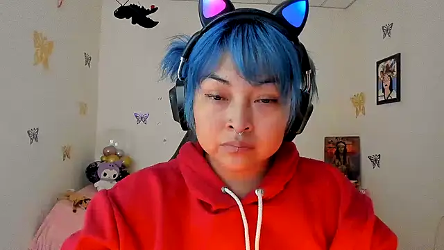 Shaddycute  online show from 09-19-25, 08:09