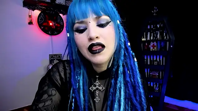 Snapshot of DimmuandDarkness chatting on 12-21-25, 10:55 DimmuandDarkness online show from 12-21-25, 10:55