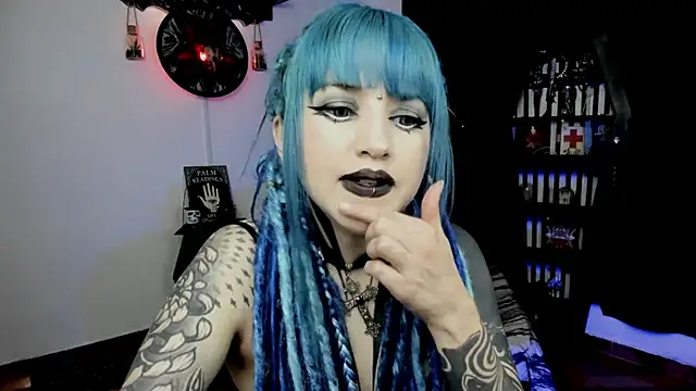 Snapshot of DimmuandDarkness chatting on 01-07-26, 06:32 DimmuandDarkness online show from 01-07-26, 06:32