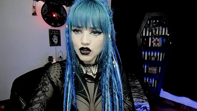 Snapshot of DimmuandDarkness chatting on 01-11-26, 03:06 DimmuandDarkness online show from 01-11-26, 03:06