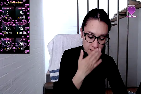 Jessie Desire online show from 11-25-25, 05:35