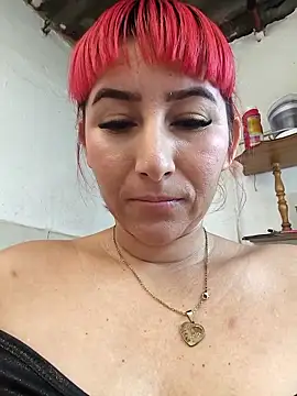 florecita9 online show from 04-17-26, 04:54