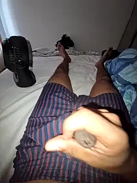 Snapshot of indianhunk2000 chatting on 03-09-25, 03:05 indianhunk2000 online show from 03-09-25, 03:05